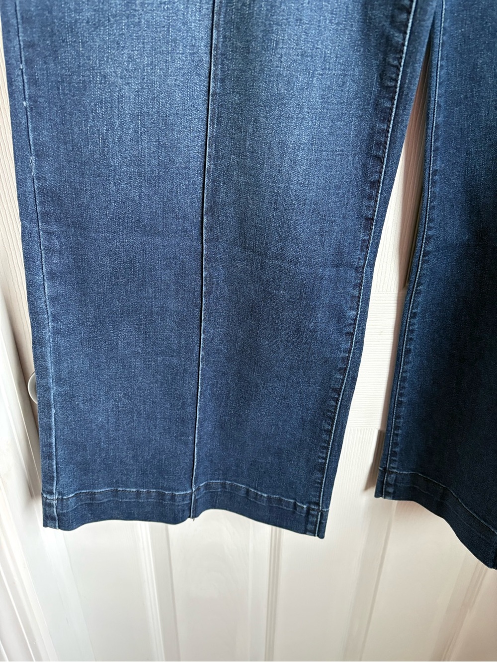 High-Rise Wide-Leg Women's Seamed Palazzo Jeans in Dark Blue - Picture 4 of 4